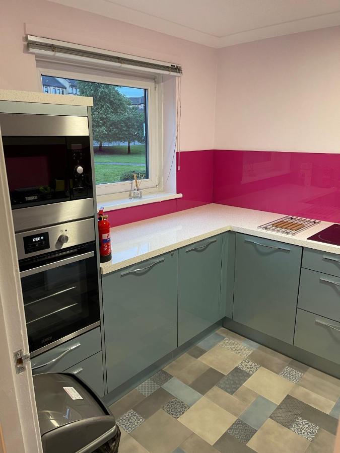 2 Bed Contemporary Apartment Glasgow Free Parking Netflix Sleeps 4 エクステリア 写真