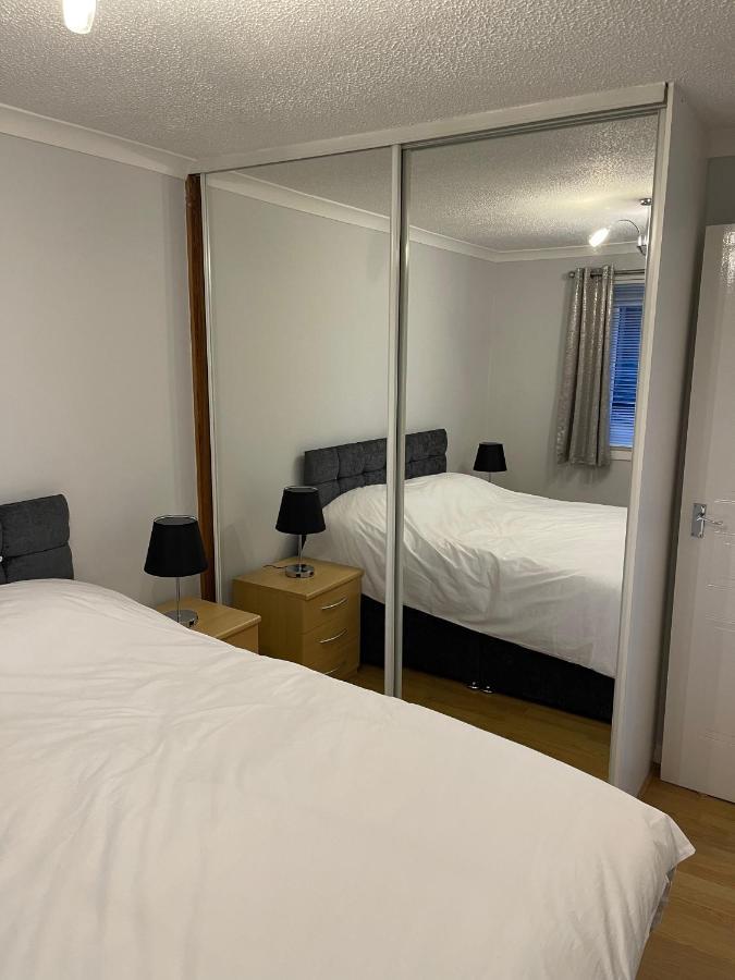 2 Bed Contemporary Apartment Glasgow Free Parking Netflix Sleeps 4 エクステリア 写真